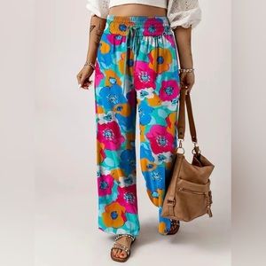 FLORAL PANTS nwt L.  SUMMER BEACH bottoms. ELASTIC waist